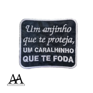 Um anjinho que te proteja, um caralhinho que te foda
