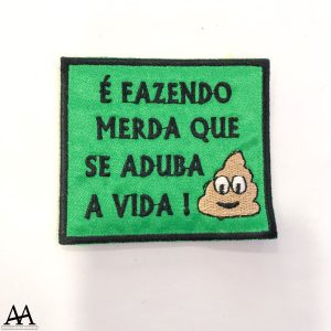 É FAZENDO MERDA…