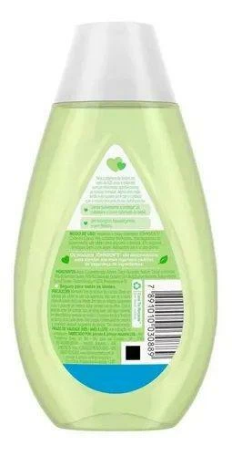 Shampoo Para Bebês Johnson’s Baby Cabelos Claros 200ml Com Camomila Natural Livre De Parabenos Sulfatos E Corantes - Image 3